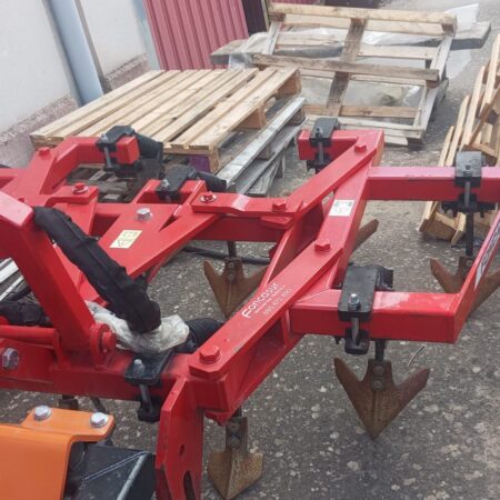 2_cultivadores_con_brazos_extensibles_y_torre_hidraulica_talleres_clemen_lerma_burgos