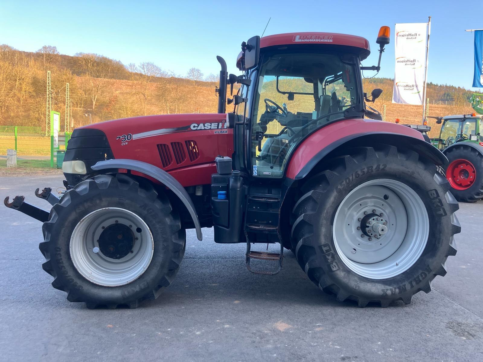 tractor_marca_CASE_y_modelo_CVX230_talleres_clemen_lerma_burgos