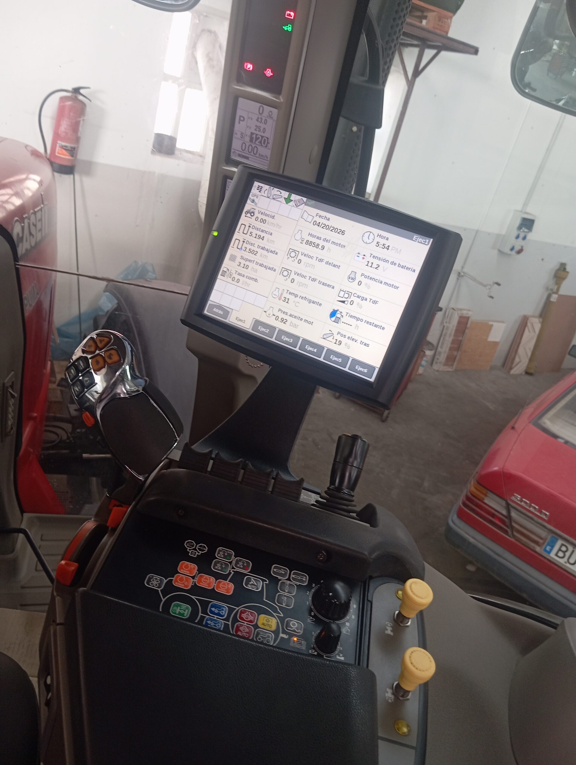 Tractor CASE CVX230 con tripuntal y toma de fuerza – En perfecto estado -Autoguiado y RTK - Imagen 6
