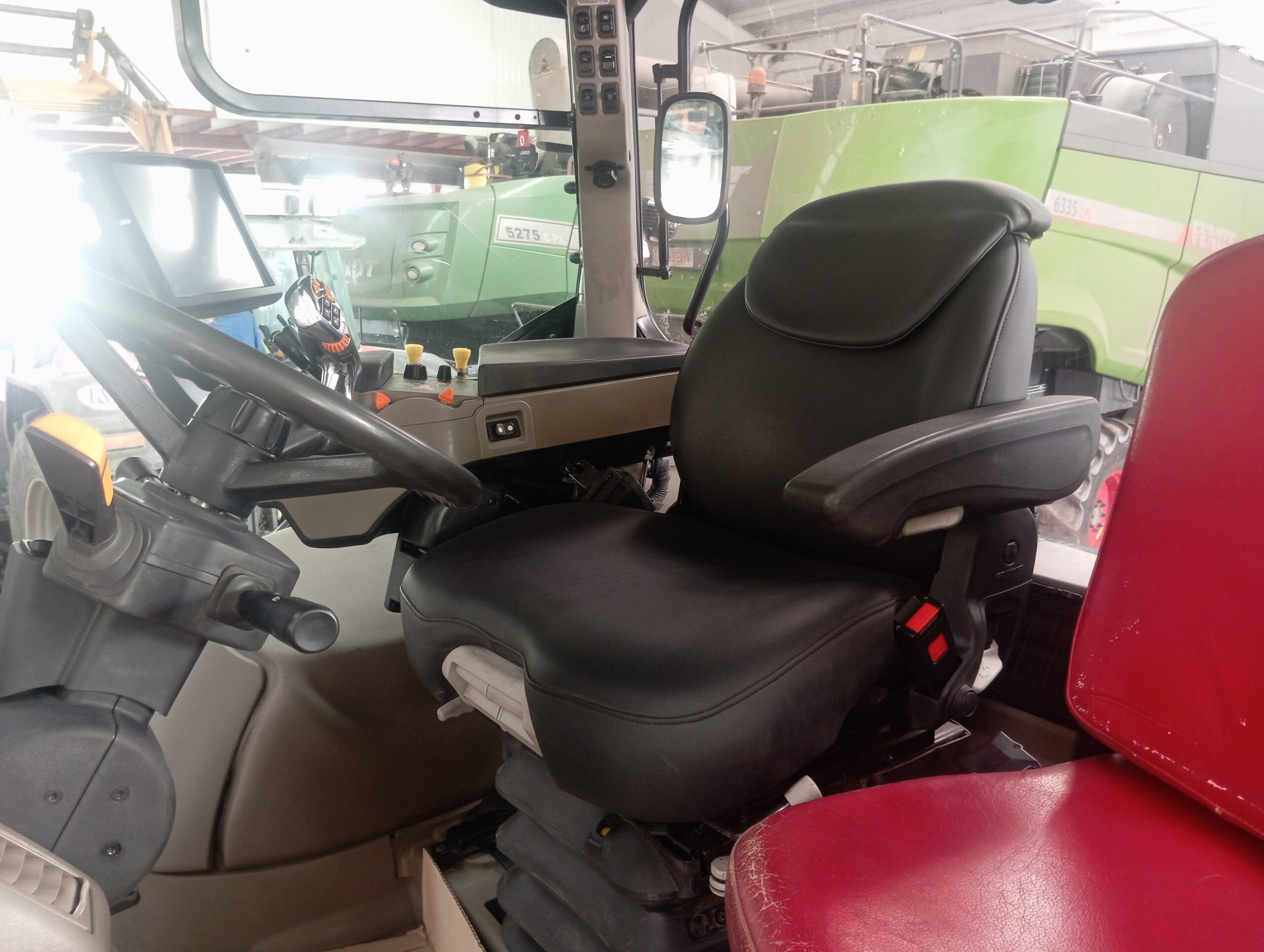 Tractor CASE CVX230 con tripuntal y toma de fuerza – En perfecto estado -Autoguiado y RTK - Imagen 8